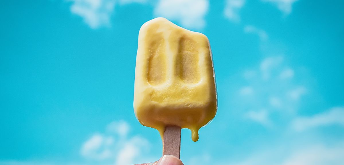 Debido a las altas temperaturas pronosticadas en nuestra ciudad para los próximos días es importante que recuerdes algunos pequeños consejos para evitar y reducir los riesgos y efectos negativos que provoca el calor extremo.