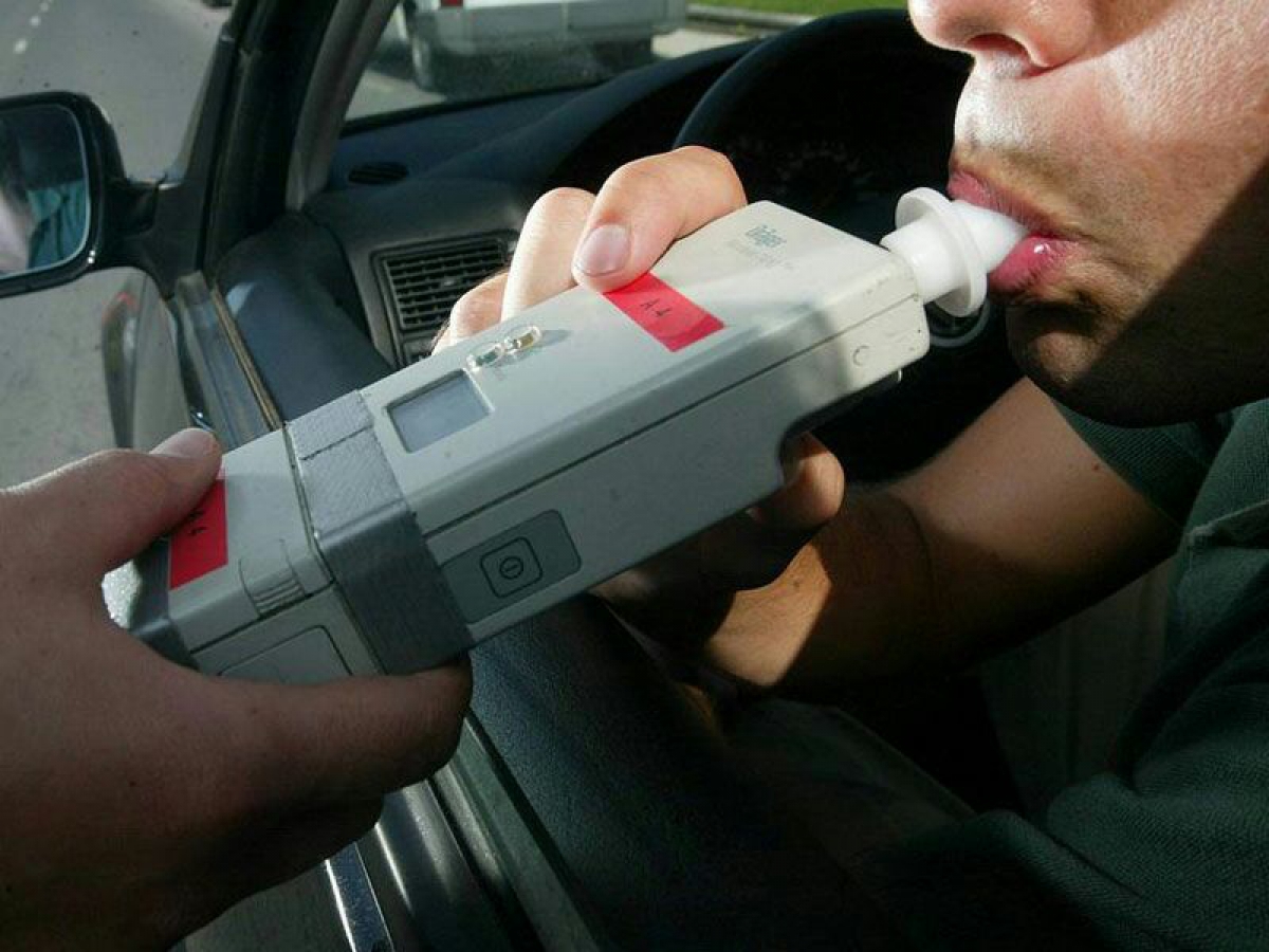 Inspectores de la Dirección de Tránsito y Control Urbano conjuntamente con la Policía Comunal, llevaron a cabo operativos tendientes a normalizar el tránsito vehicular y a velar por el orden público.