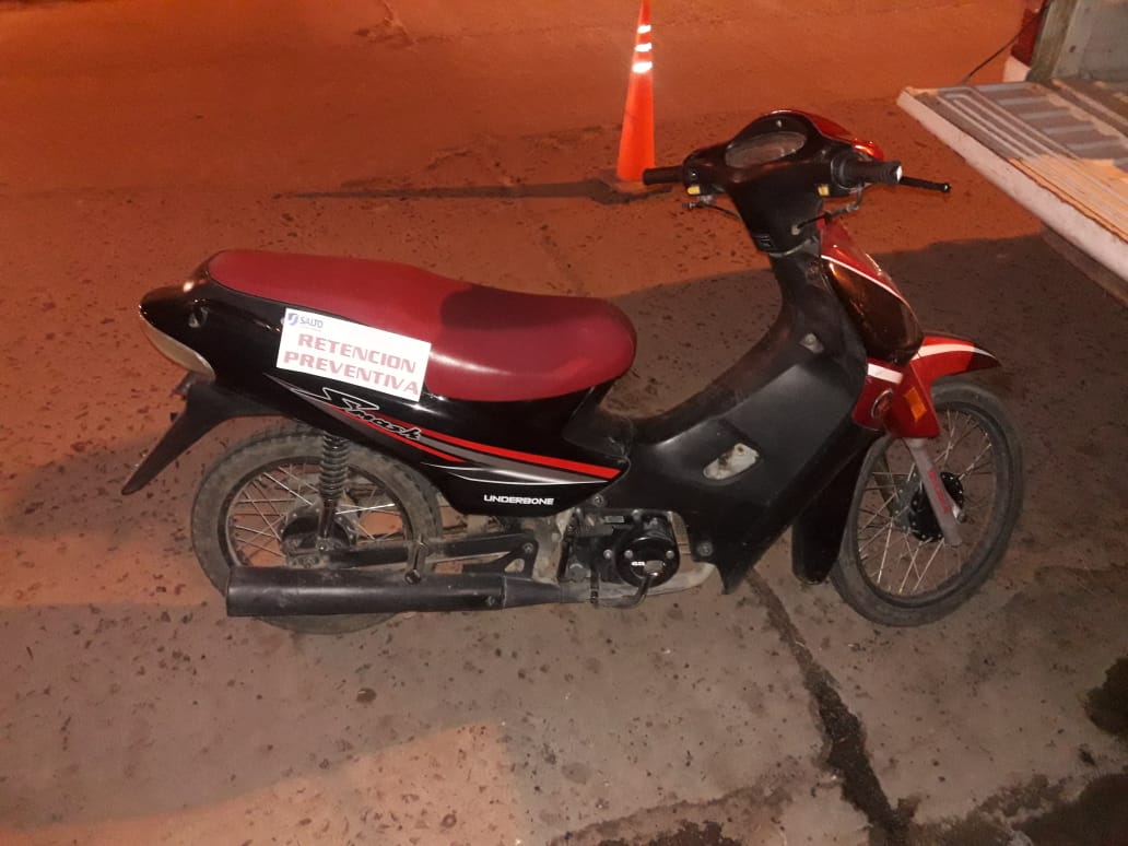 La Dirección de Tránsito y Control Urbano de la Municipalidad de Salto, a través de la Secretaría de Seguridad Municipal, informó que entre los días 13 y 16 de septiembre, prosiguieron los operativos de intercepción e identificación de vehículos y personas, “con el fin de lograr el orden urbano y seguridad pública”.