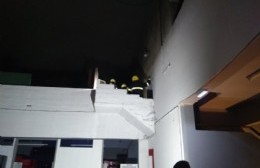Conmoción por incendio y explosión en el Cuartel de Bomberos