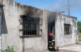 Los bomberos sofocaron incendio en vivienda de calle Arredondo