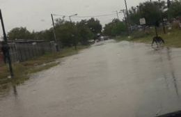 Tránsito restringido en calles inundadas