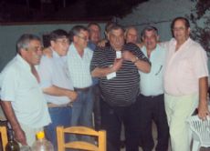 Durante la despedida de Carlos Esp�sito donde participo el intendente de Salto Oscar Brasca.