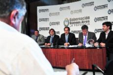 El gobernador Daniel Scioli intent� resaltar, con efectos inciertos en la opini�n p�blica, ciertas estad�sticas sobre bajas del delito.