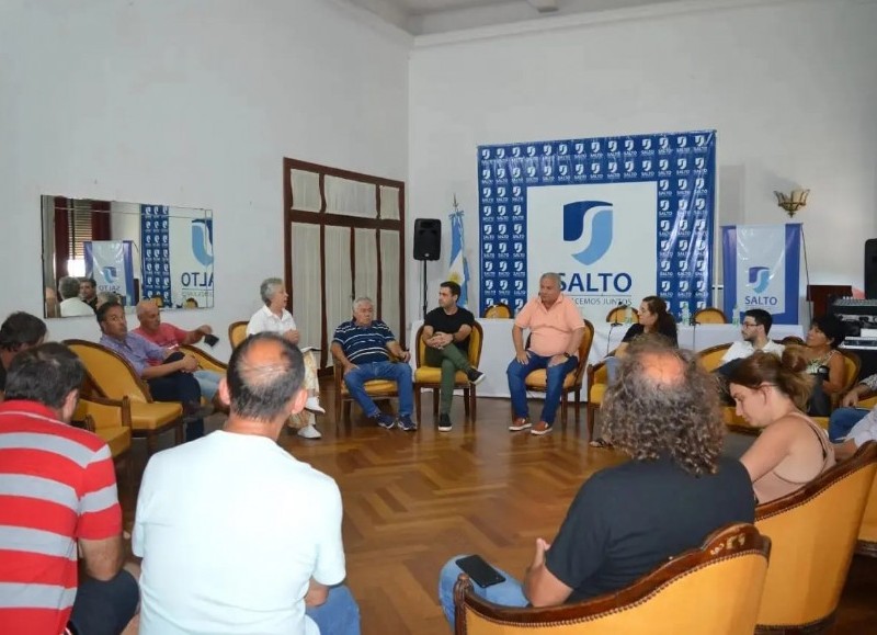 El intendente se reunió con productores agropecuarios y anunció nuevas medidas para paliar la sequía