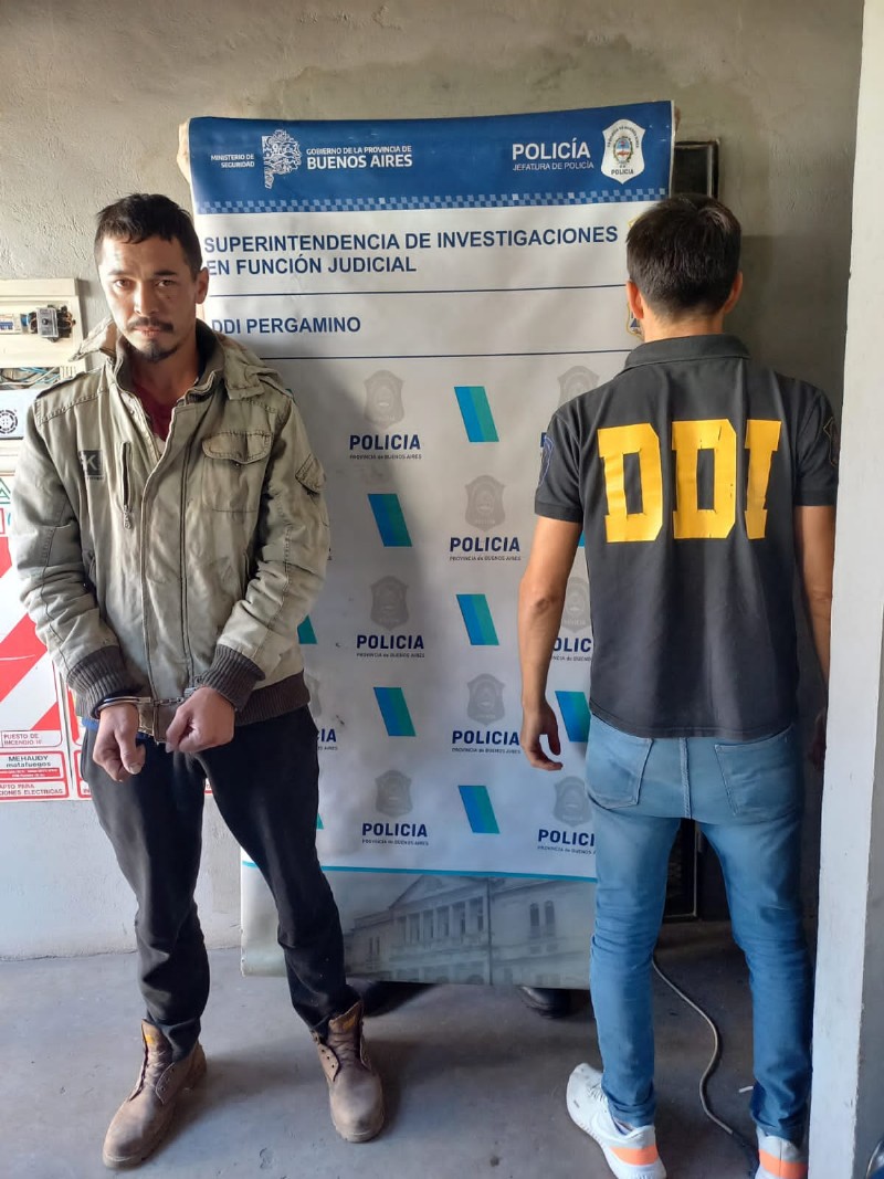 Uno de los detenidos es un hombre de 30 años, llamado José Aita Valiente, quien es sindicado como hijo de uno de los ladrones más peligrosos de la localidad.