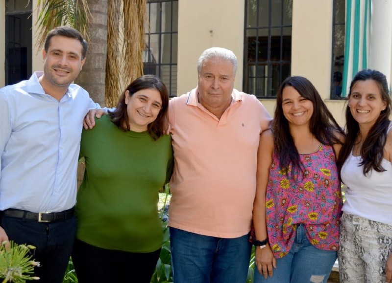 La foto de las autoridades.