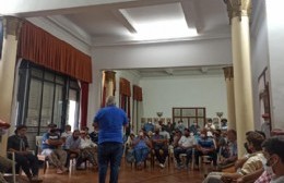 Alessandro se reunió con los centros tradicionalistas