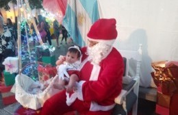 Papá Noel pasó por la Plaza San Martín