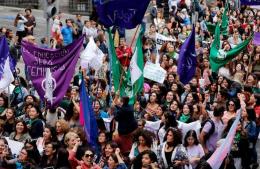 8M: convocan a participar de una asamblea abierta en Plaza San Martín