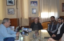 Encuentro en el despacho de Intendencia.