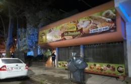 Voraz incendio en una pollería