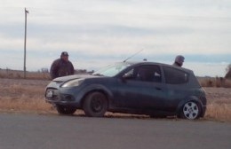 Se le reventó un neumático y chocó contra un acoplado en la Ruta 32