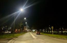 Recambio de luces LED en la zona Costanera