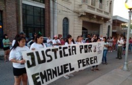 Un mes sin Emanuel Perea: familiares y amigos exigieron respuestas